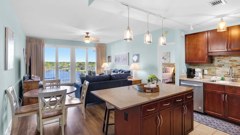 Laketown Wharf IV - photo 256