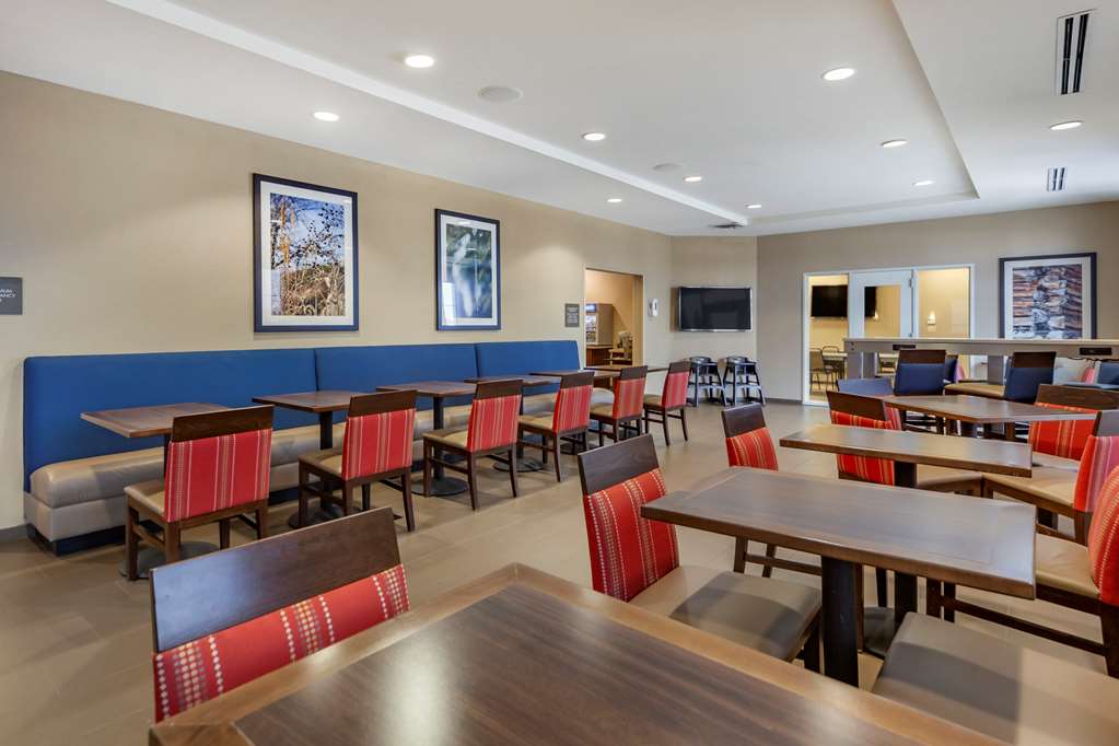 Comfort Inn & Suites Sidney I 80 - photo 33