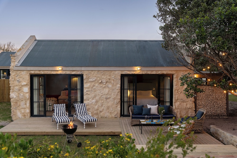 Coot Club — 4-Star Luxury Hotel in Hermanus, South Africa