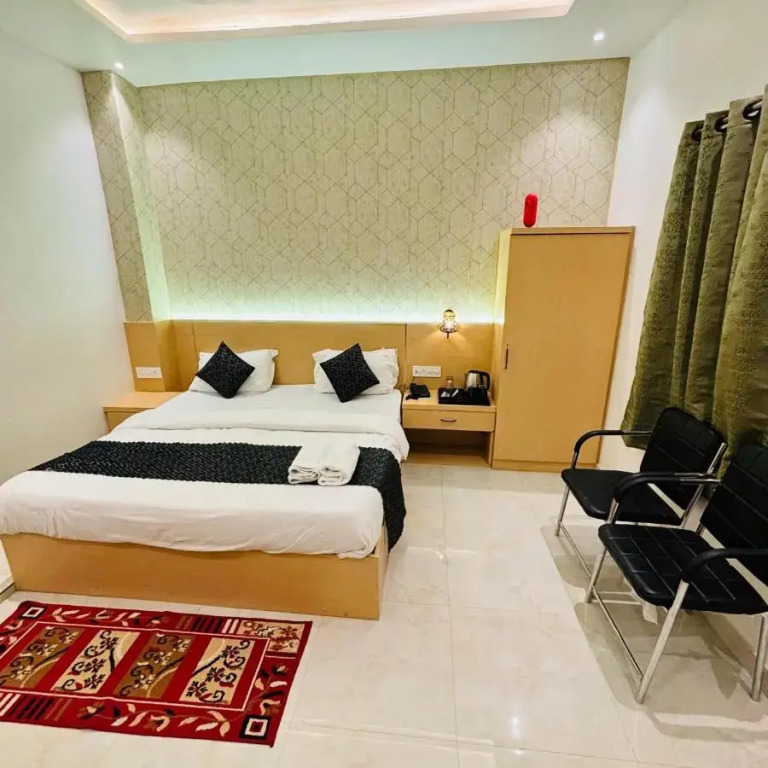 Hotel Ramay Palace 400 Meter from Ram Mandir Ayodhya — Ajodhya — photo 3