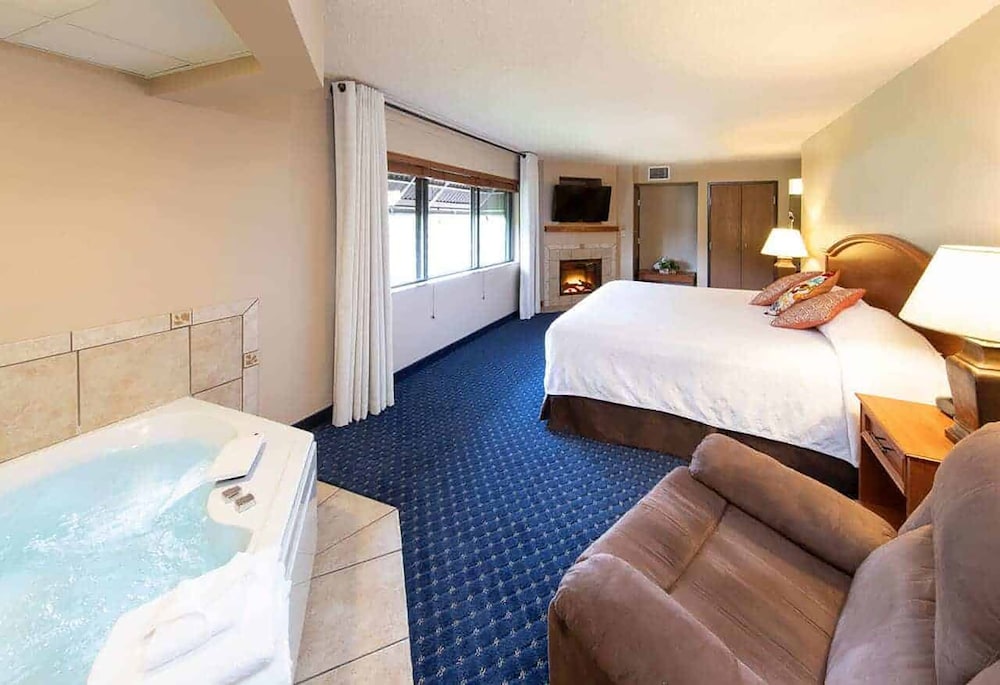 Hotel Glenwood Springs - photo 25