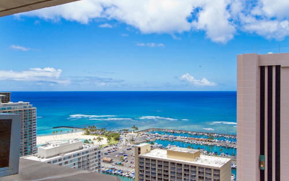 Marina Tower Waikiki - photo 23