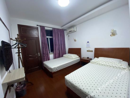 Central Inn — Menghai — photo 2