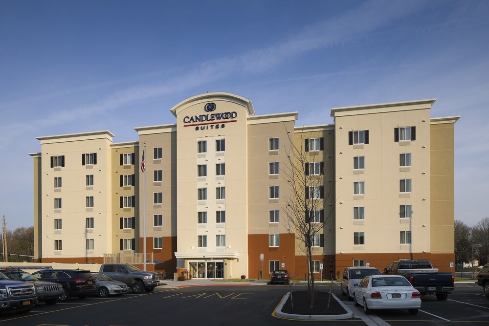 Candlewood Suites Newark South University Area by IHG in Newark, United States