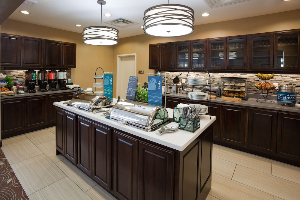 Homewood Suites by Hilton Davenport - photo 27