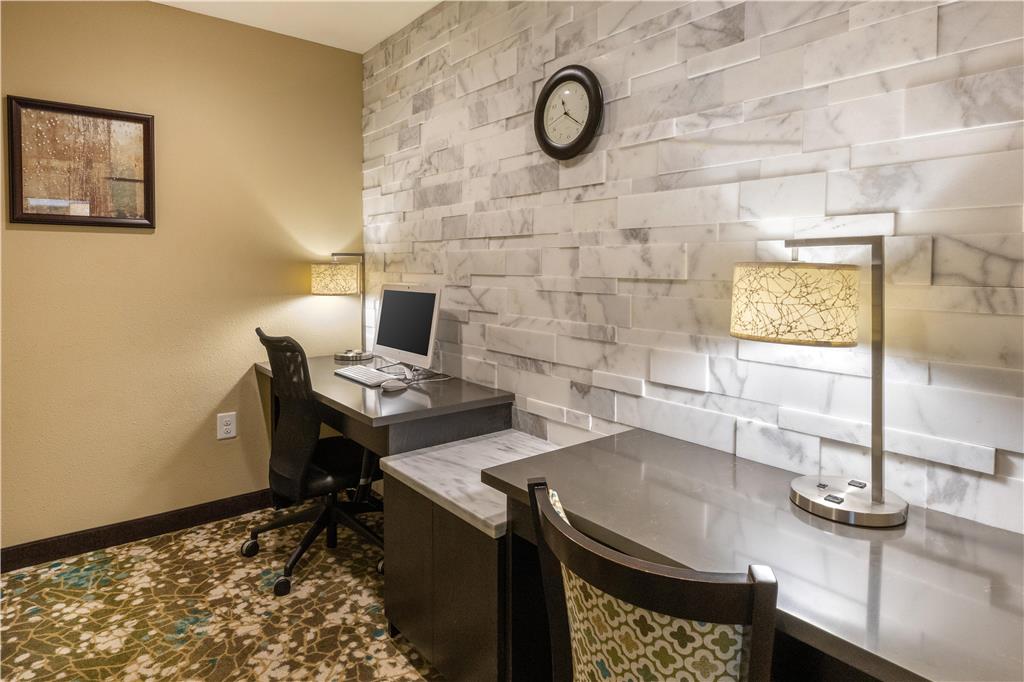 Best Western Long Beach Inn - photo 27