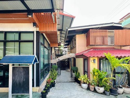 Chubby 5 Room 3