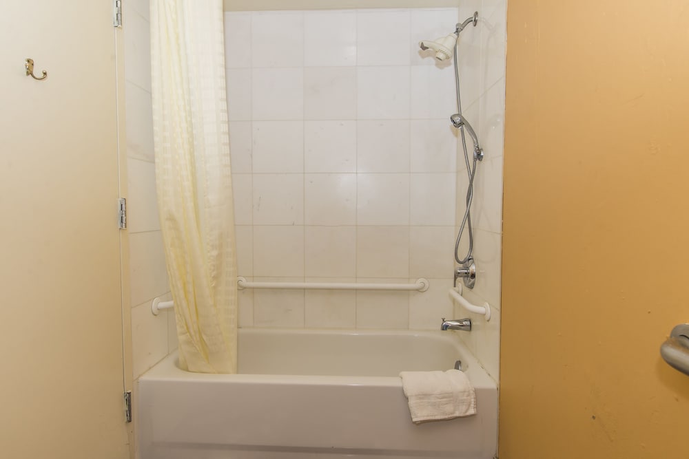Garden Inn - photo 24