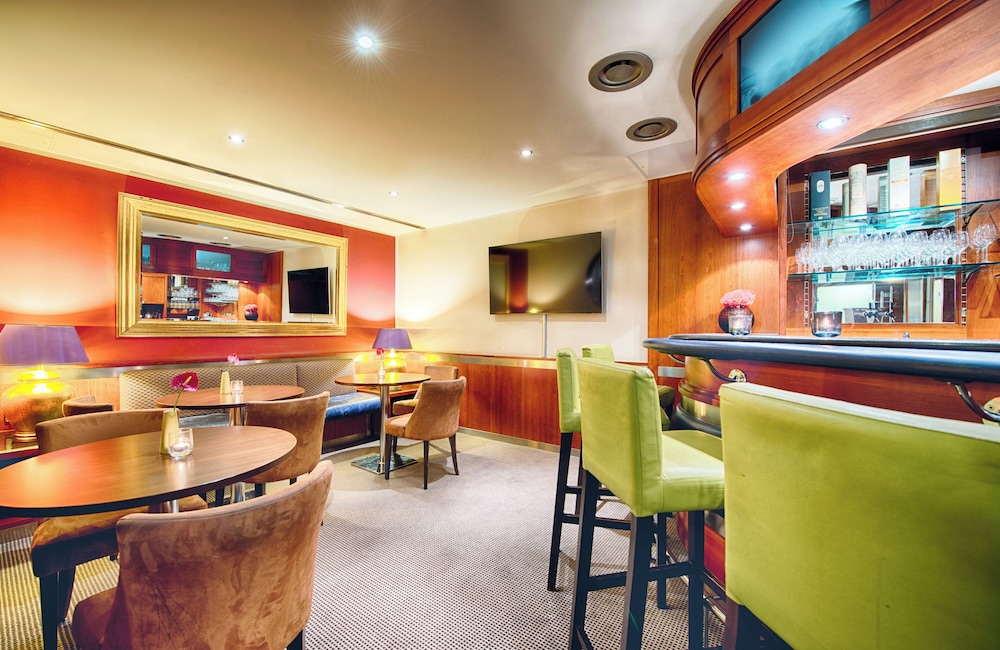 מזון ומשקאות