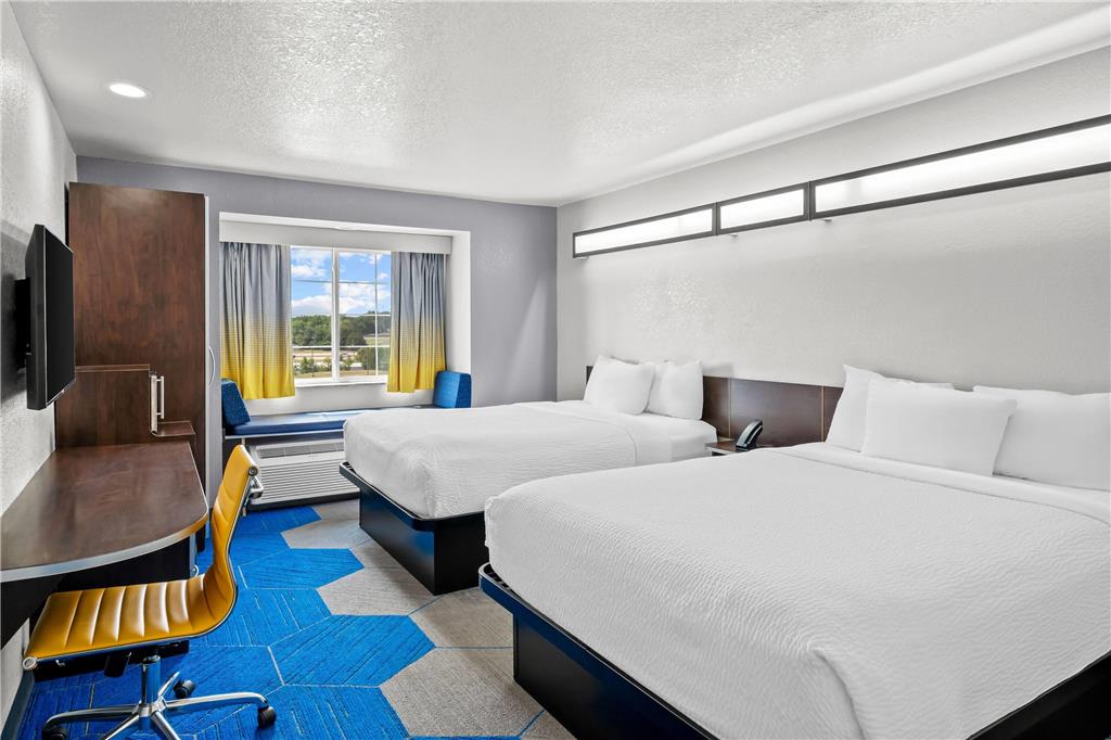 Microtel Inn & Suites by Wyndham Searcy - photo 13
