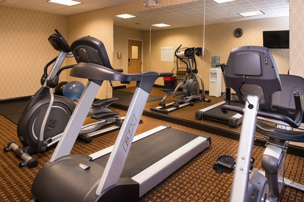 Holiday Inn Express & Suites Bucyrus by IHG - photo 30