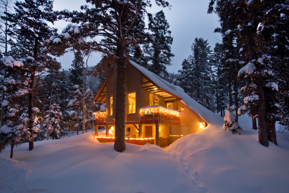 Cottam's Lodge by Alpine Village Suites - photo 21