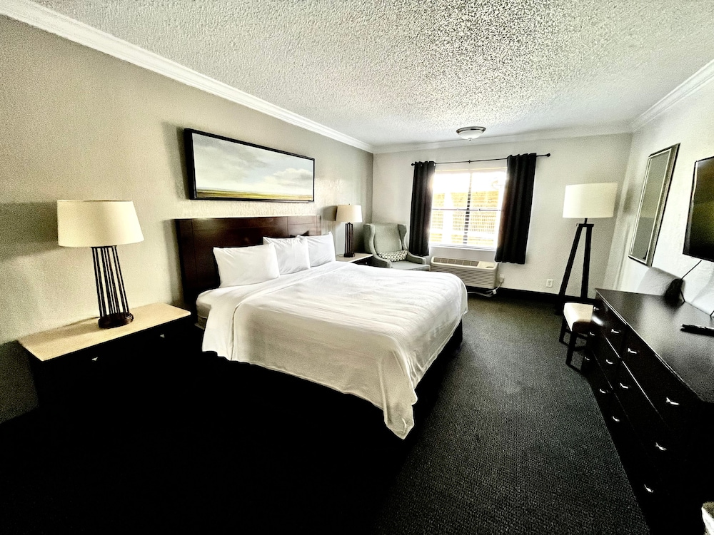 At Home Inn & Suites - photo 36
