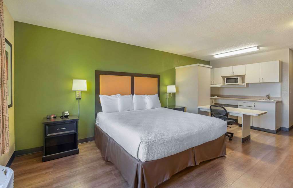 Extended Stay America Select Suites Chicago Downers Grove - photo 15