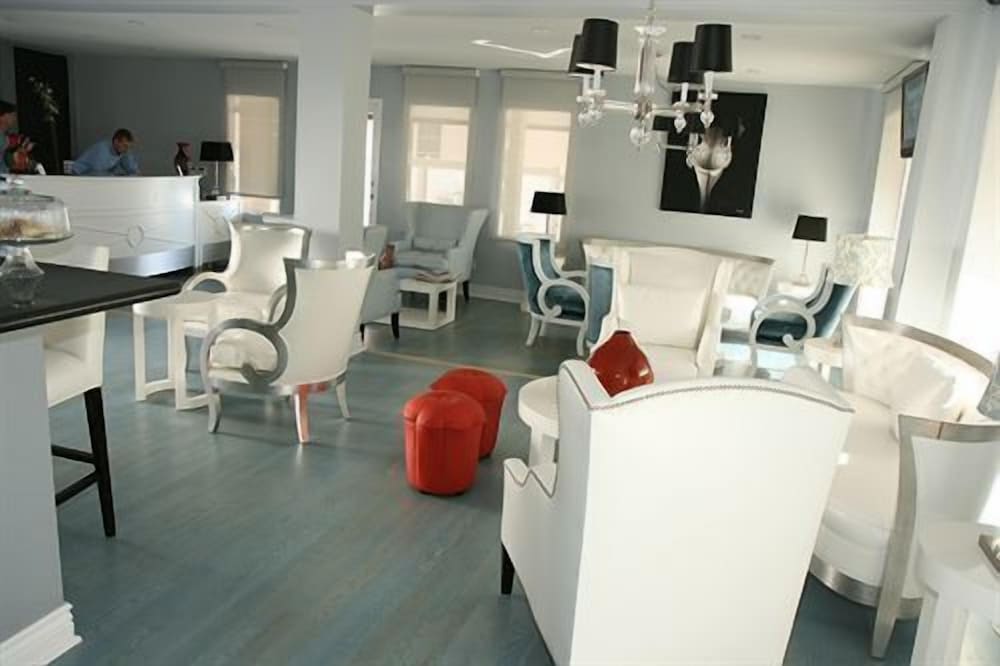 L.A. Sky Boutique Hotel - photo 11