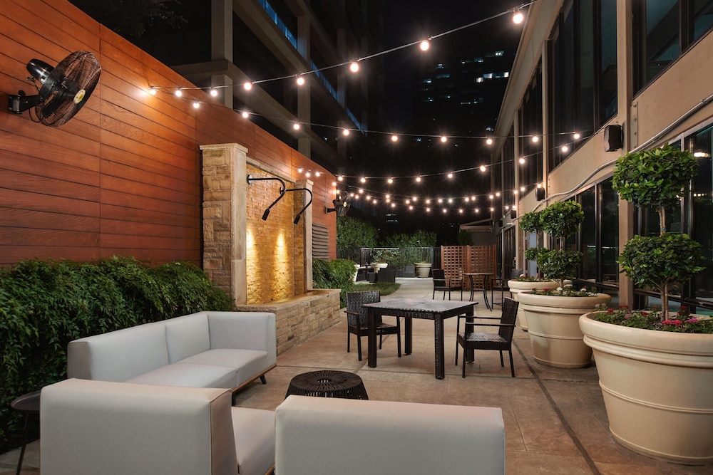 The Beeman Hotel - photo 29