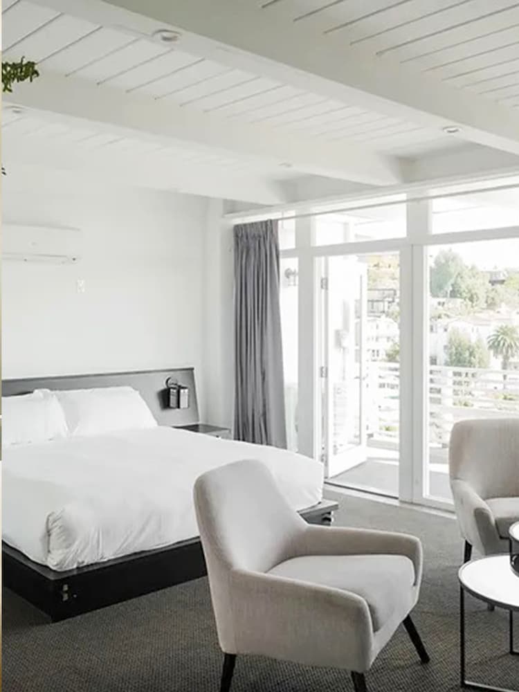 Hollywood Hills Hotel - photo 16