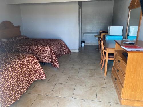 Apple Valley Motel - photo 13