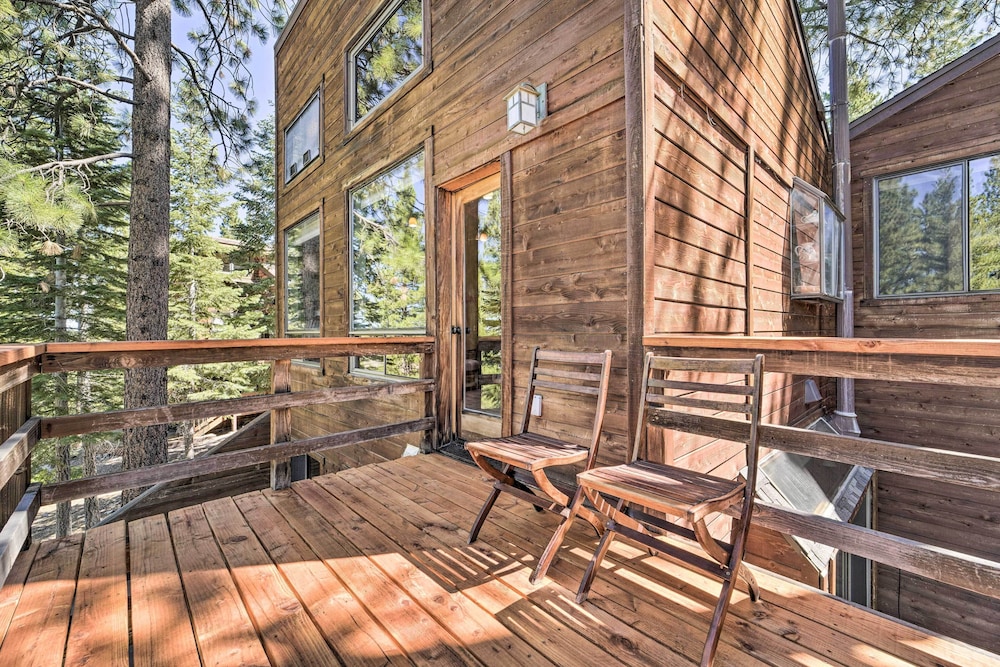 Hot Tub & Ski Shuttle: Northstar Resort House - photo 15