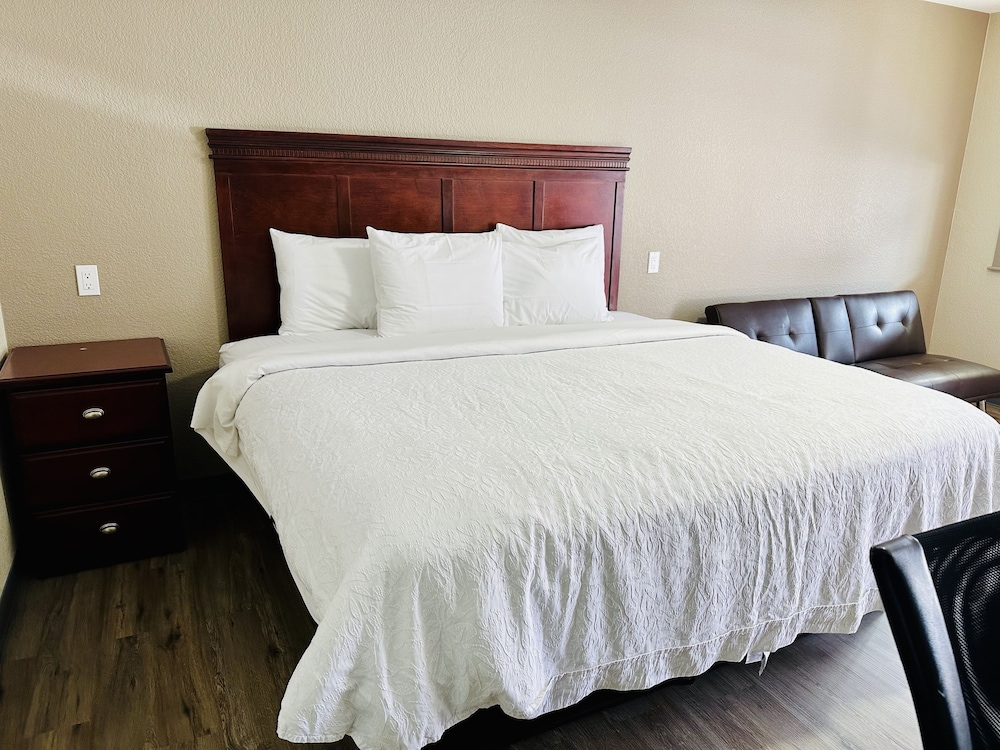 Wapiti Self Service Lodge - photo 4