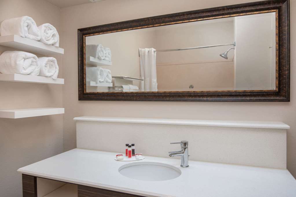 Baymont by Wyndham Laurel - photo 7