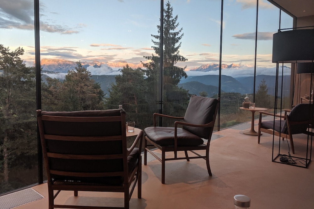 Hotel Saltus in San Genesio Atesino, Italy