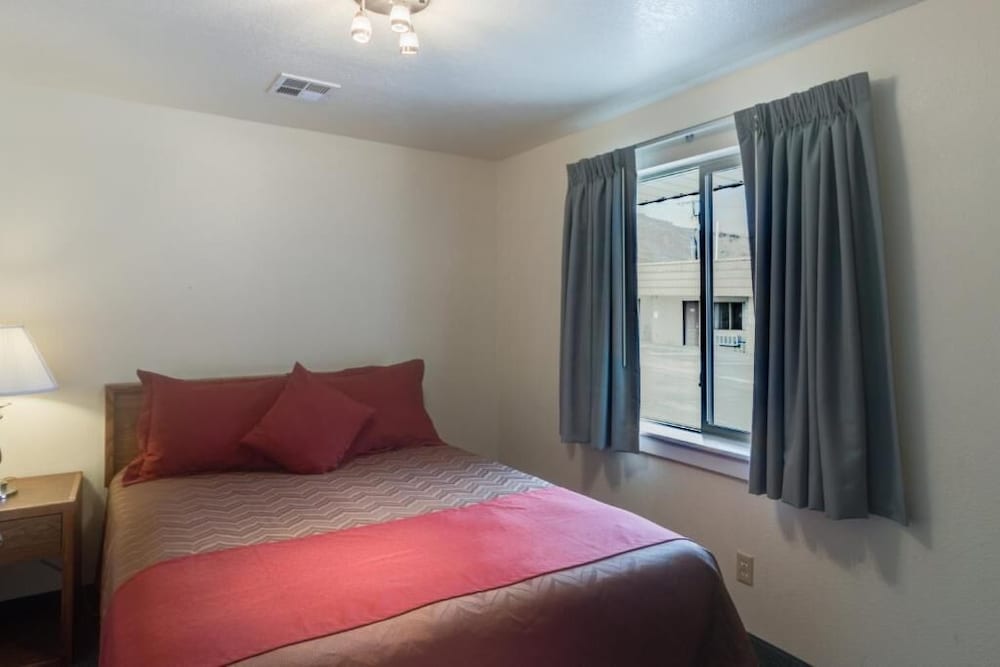 Zion Park Motel - photo 11