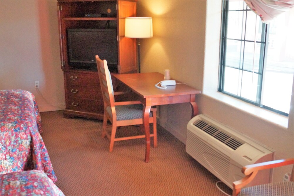 White Mountain Motel - photo 57