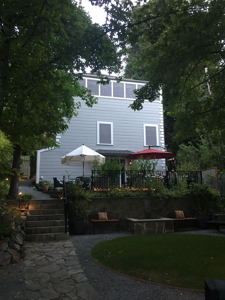 Broad Street Inn - photo 3