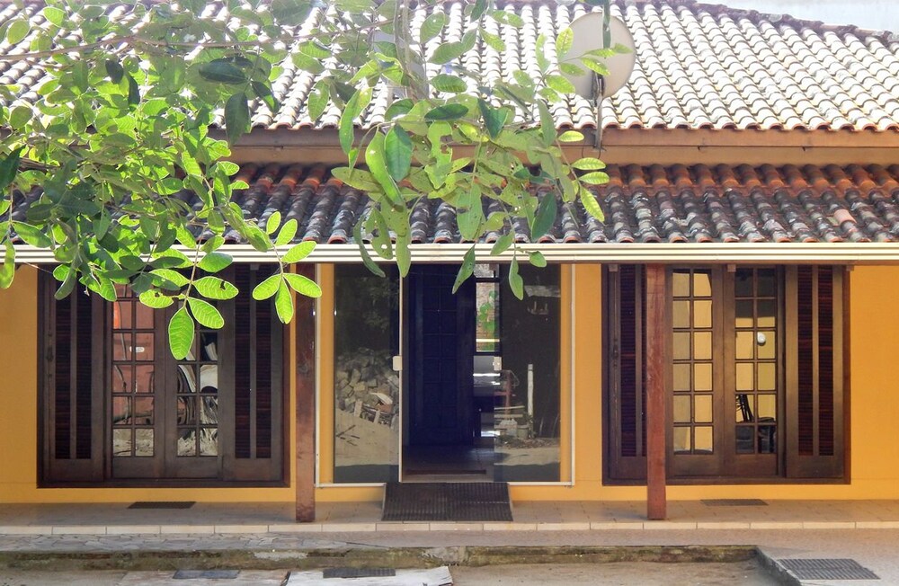 Hotel e Pousada Naturalis in Paranagua, Brasil