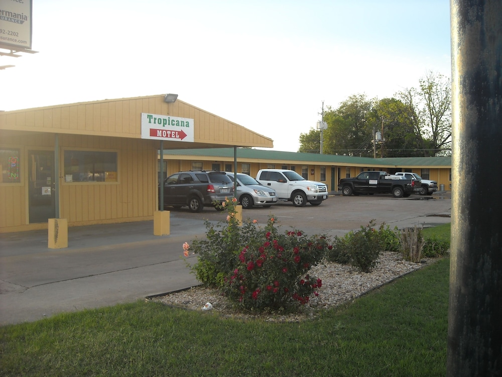Tropicana Motel — hotel in Bastrop