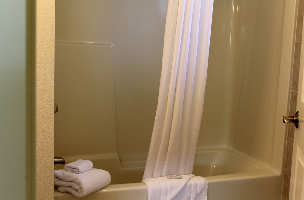 Anacortes Ship Harbor Inn - photo 27