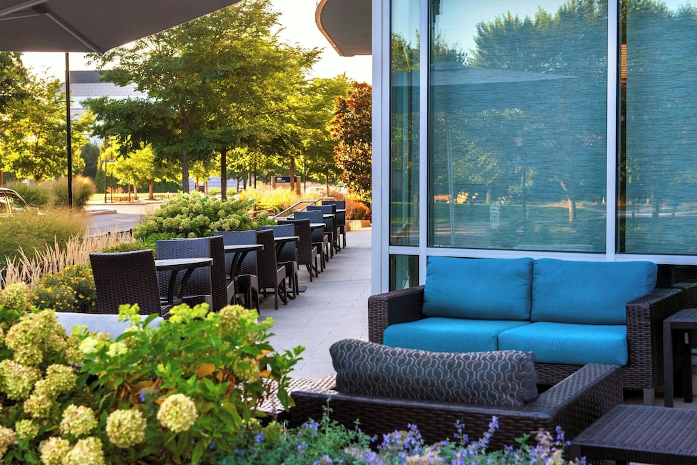 Courtyard Philadelphia South at The Navy Yard - photo 31