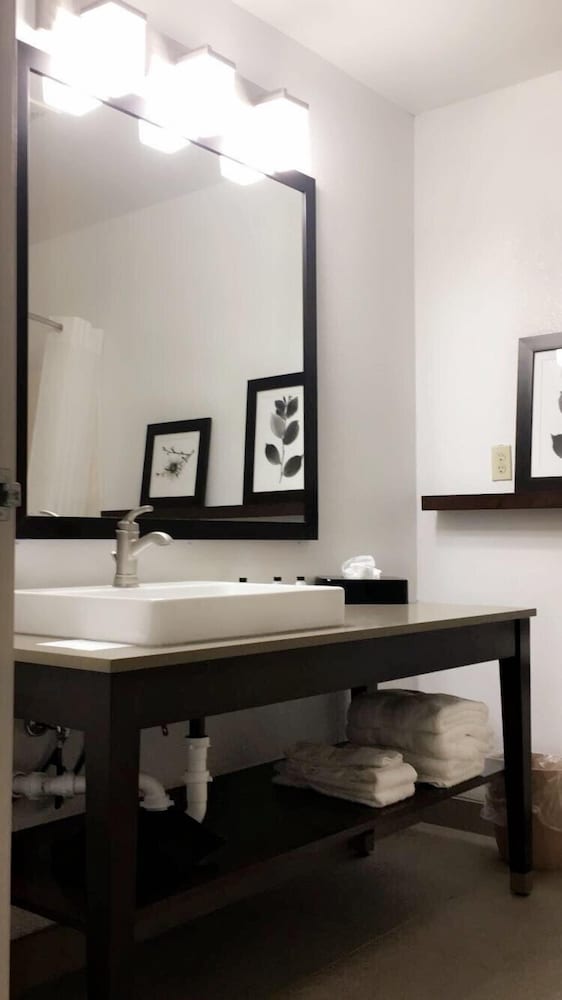 Country Inn & Suites by Radisson Indianapolis South IN - photo 16
