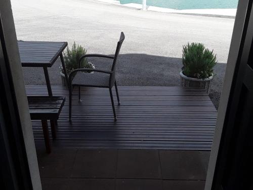 Holiday Home By The Sea — 4-Star Luxury Hotel in Ston, Croatia