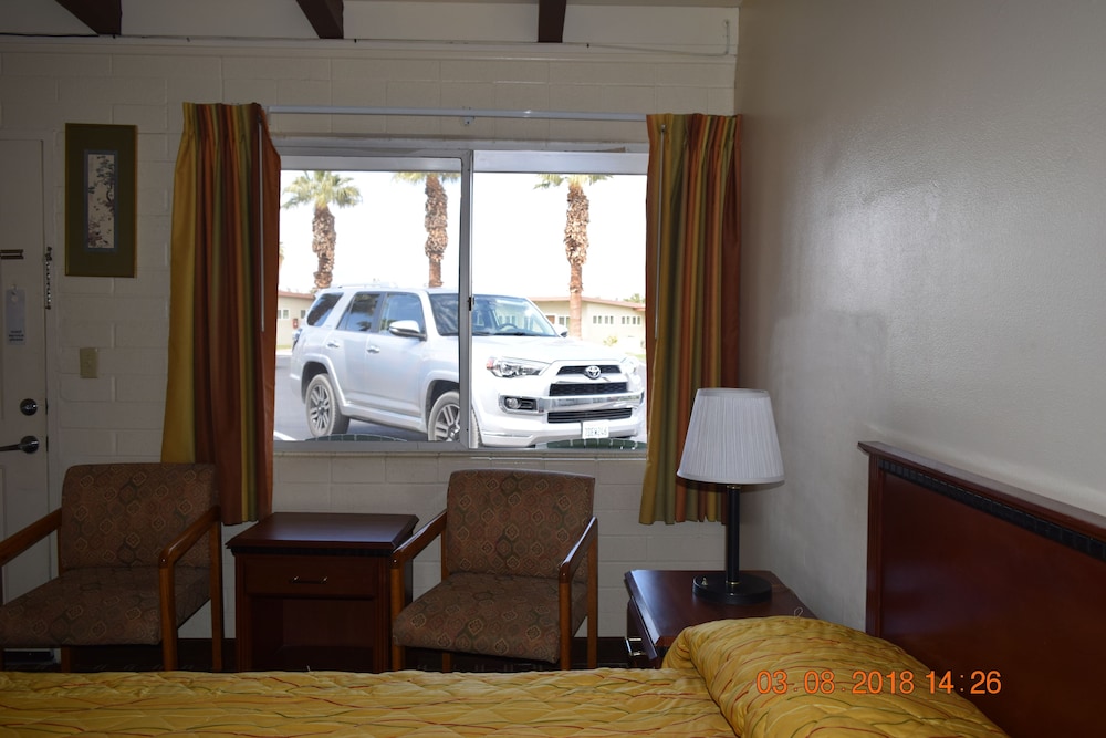 Stanlunds Inn And Suites - photo 28