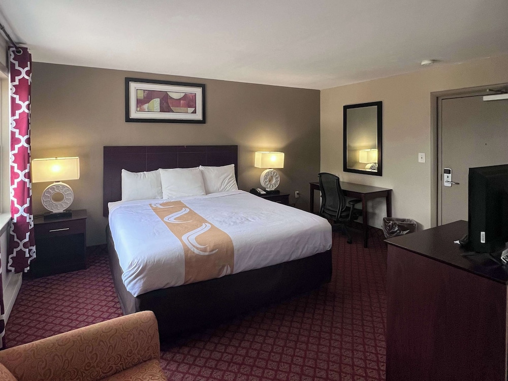 Rodeway Inn & Suites Hershey Chocolate Avenue - photo 32