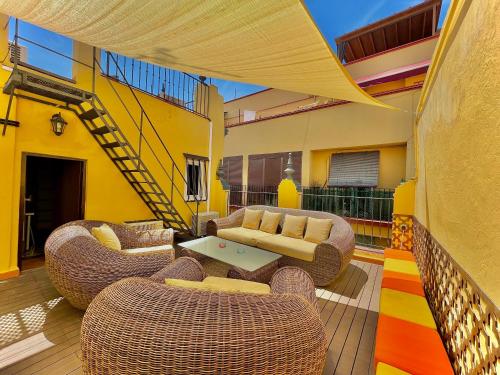 House Rooftop&Jacuzzi StayInSeville — 4-Star Luxury Hotel in Sevilla, Spain
