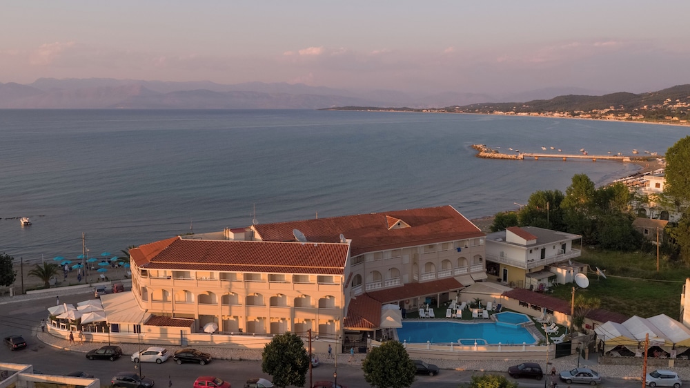 Aphrodite Beach Hotel Corfu - last minute hotel in Corfu