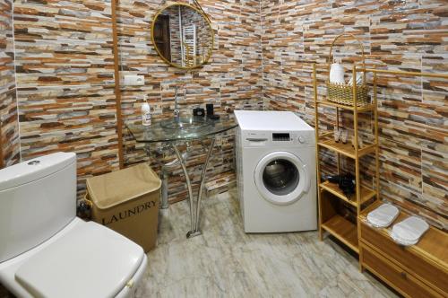BFG Suites Leselidze