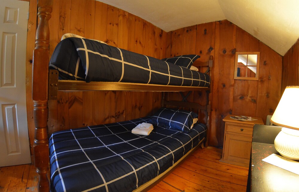 Hyde Away Inn - photo 22