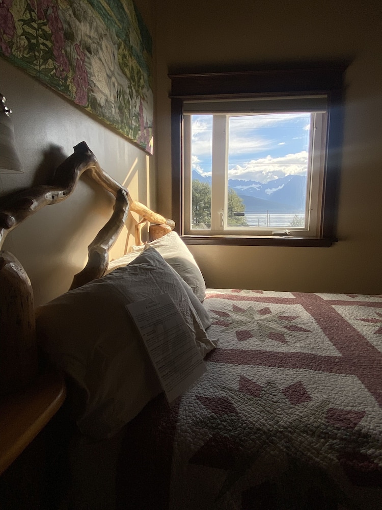 A Swan Nest Inn - photo 19