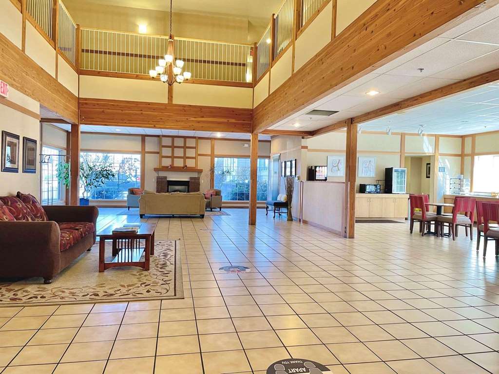 Country Inn & Suites by Radisson Bend OR - photo 2