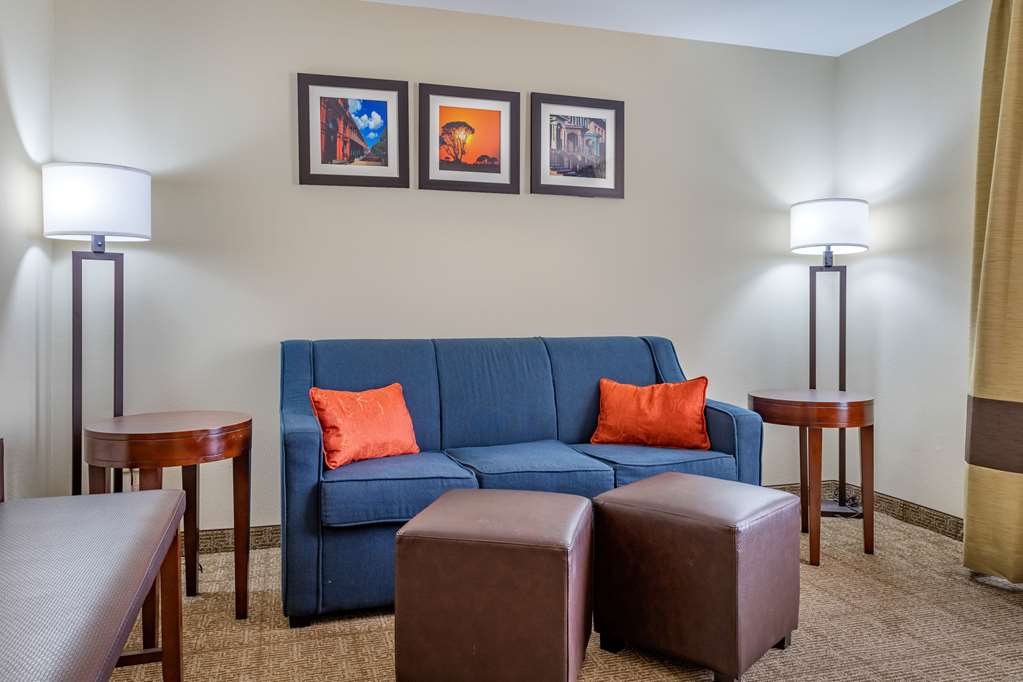 Comfort Suites Savannah Gateway I 95 - photo 24