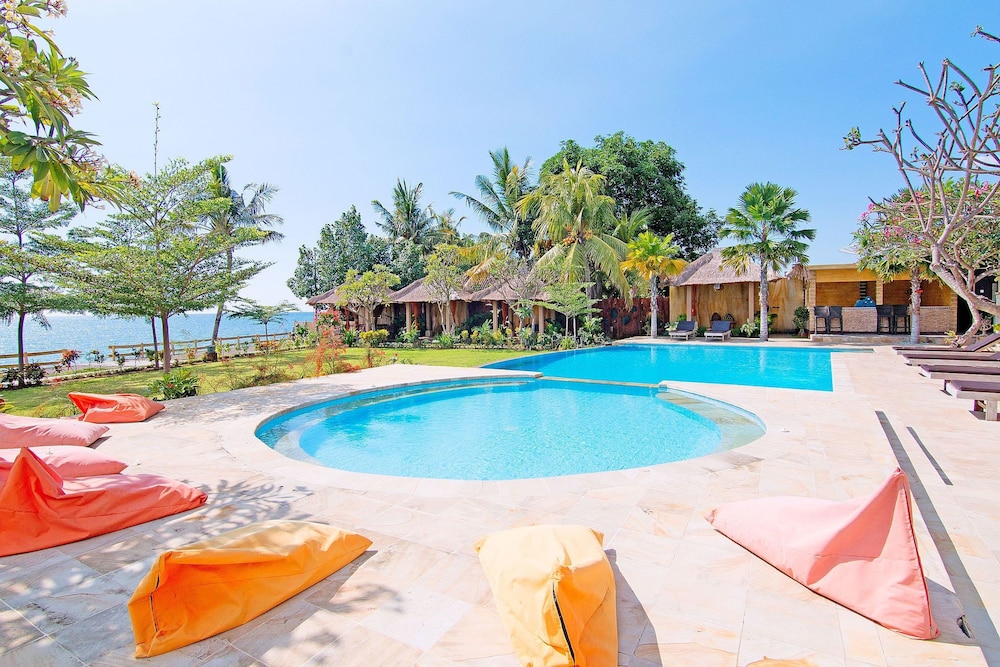 Zen Rooms Lovina Rice Field And Ocean View — Singaraja