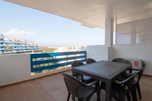 2258 Superb 1 bedroom terrace and sea view — 4-Star Luxury Hotel in Manilva, Spain
