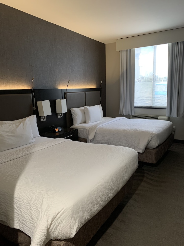Fairfield Inn & Suites by Marriott New York Staten Island - photo 6