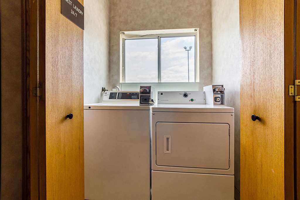 Econo Lodge Luverne I 90 - photo 24