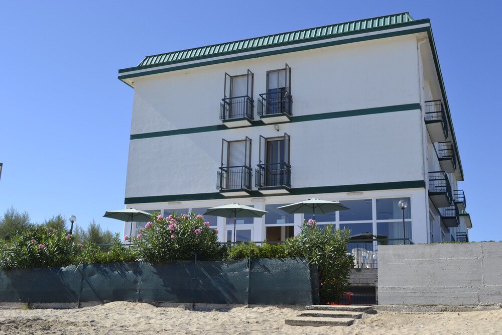 Internazionale Hotel in Fano, Italy