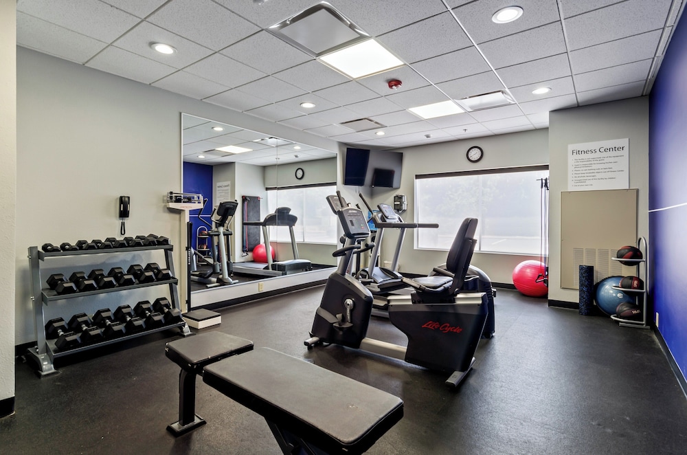 Holiday Inn Express and Suites Wytheville by IHG - photo 40